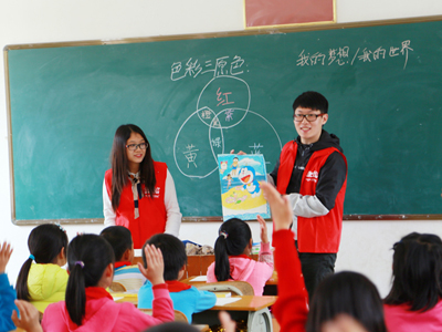 12月23日，欧神诺陶瓷与佛山麦田共同发起的“诺动计划”公益行项目开启了首两场活动，欧神诺陶瓷各地经销商和客户、佛山麦田的志愿者等人一起走进了广东罗定沙䓣片小学...