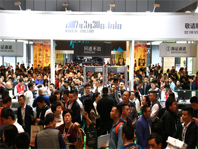 　　3月30日上午10时，中国（广州）门业博览会于广州保利世贸博览馆隆重开幕。现场人气持续爆棚，观展人数再次创下历年新高。据悉，本届展会为期三天，将于4月1日下...