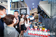 5月24日，老板电器在上海红星美凯龙全球家居设计博览中心成功举办“向往厨房节，健康大行动”新品发布活动，备受期待的老板三面灵拢大吸力油烟机5915S在区域重磅上...