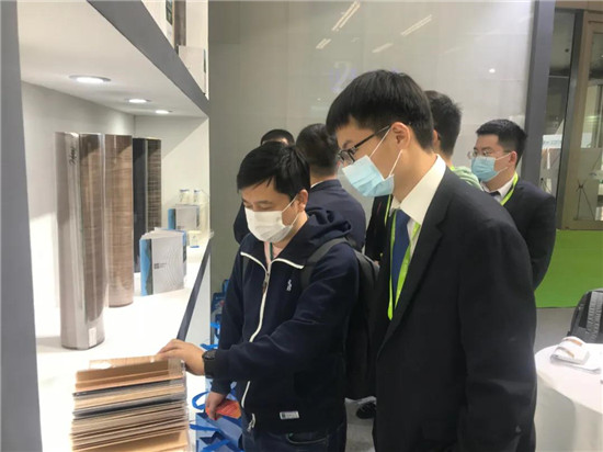 自11月20日云峰莫干山各品类新品亮相2020年中国绿色木业博览会以来，不少客商对莫干山科技木产品表现出了浓厚的兴趣。一直以来，莫干山科技木对产品质量和生产工序...