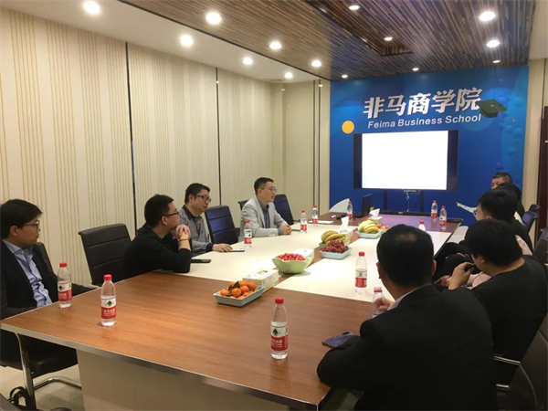 2021年2月26日深圳路桥集团莅临卓马企业参观考察，卓马企业高层热情招待工程考察团，并得到考察团的一致认可。