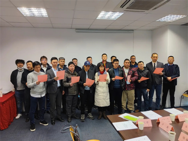 2021年12月16日，《建筑全装修 定制家居安装验收和使用规范》团体标准在上海发布。