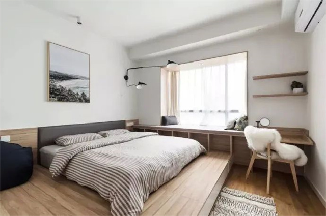 适合小户型卧室的设计方案，又美又实用。