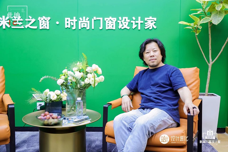 昭平·柏年设计机构创始人王昭平从打造空间应注重的方面、如何通过设计提升生活质量等方面进行了深入探讨，引起行业同仁深思。