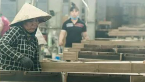 2022年10月份，越南家具厂的订单量降到13个月以来的最低点。受此影响，许多家具制造商决定延长在越南农历新年期间的停工时间。一些美国家具进口商表示，他们采购的...