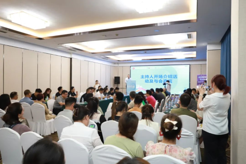 即将于9月5日-8日上海虹桥国家会展中心召开的中国家博会(上海),作为“中国家居商业设计第一展”,在行业转型、市场迭代、资源联动上发挥着巨大推动作用。8月10日...