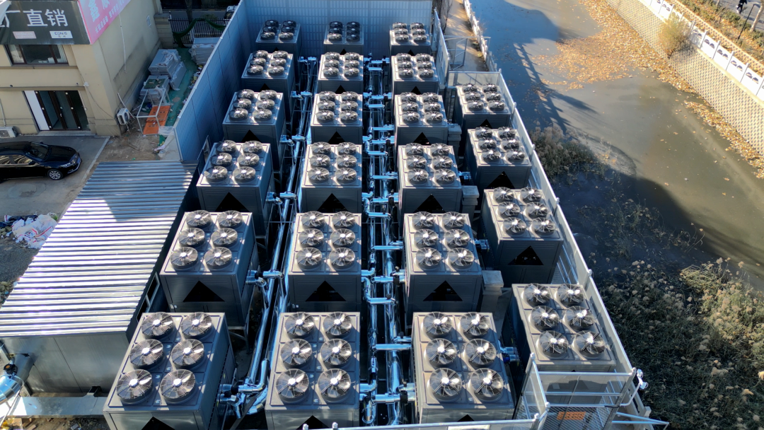 “大厂县热泵采暖改造项目是中广欧特斯截至目前规模最大、供热面积最大的热泵采暖改造项目，总采暖面积可覆盖200万㎡。2023年11月中旬，该项目一期改造完工、调试...