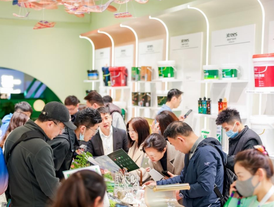 3月13日—16日，一场关于设计、创新与梦想的家装盛宴——2024中国建博会（上海）在虹桥·国家会展中心隆重启幕。作为绿色建材领域的领军力量，三棵树以品牌独有的...
