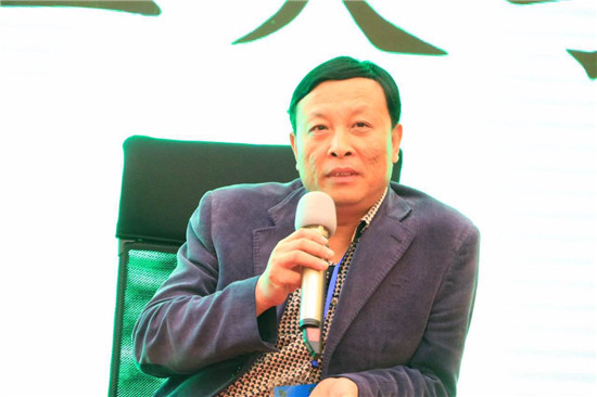 郭洪武:对于人造板企业的建议,应该思考如何在内装当中实现一种材料要